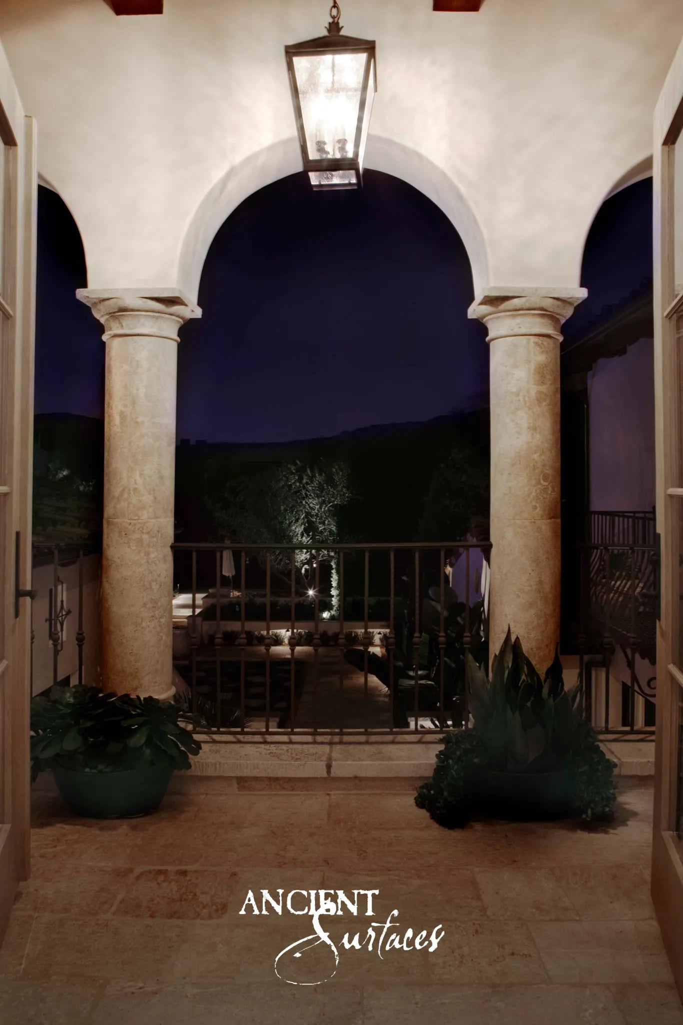 antique-limestone-columns-natural-stone-columns-historic-architectural-elements-reclaimed-limestone-columns-weathered-stone-columns-ancient-surfaces-antique-stone-architecture-european-antique-columns-hand-carved-limestone-columns-authentic-architectural-salvage-luxury-stone-columns-timeless-stone-design
